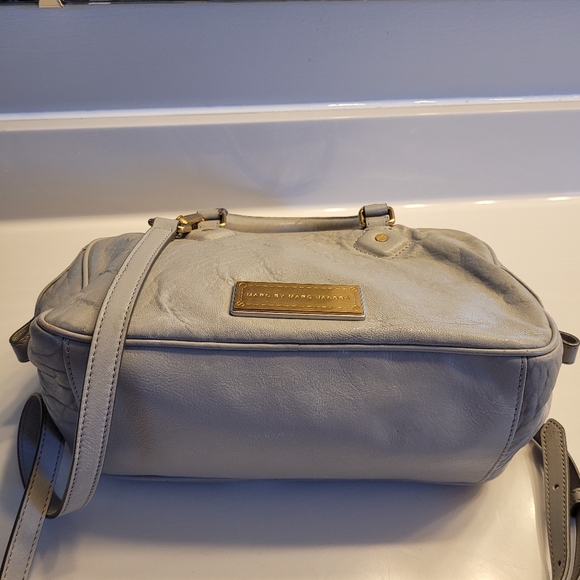 MARC By Marc Jacobs Leather Dual Zipper Shoulder / Hand Bag Gray - Picture 8 of 16